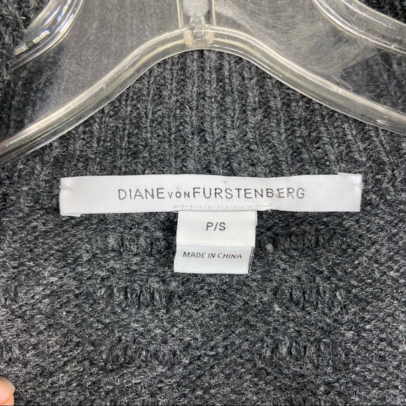 DVF lambswool cashmere park city long quilted gray zip vest S/P - Picture 12 of 14